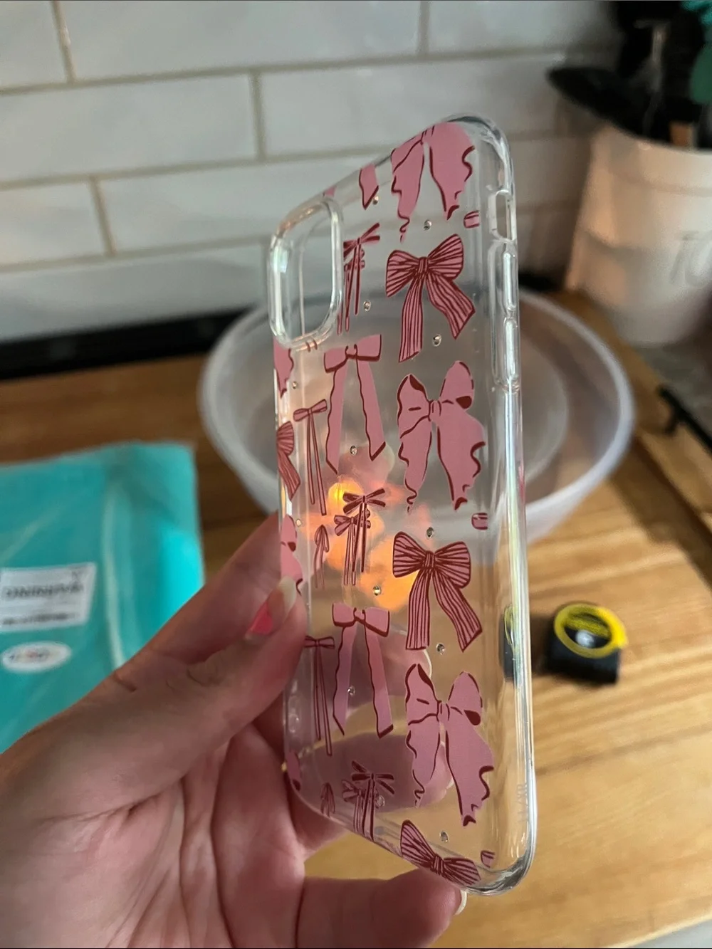 Clear Phone Case with Pink Bow Pattern for iPhone 11